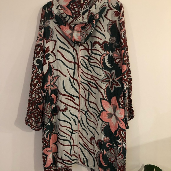 SOLD O/S hooded jacket - Picture 5 of 5